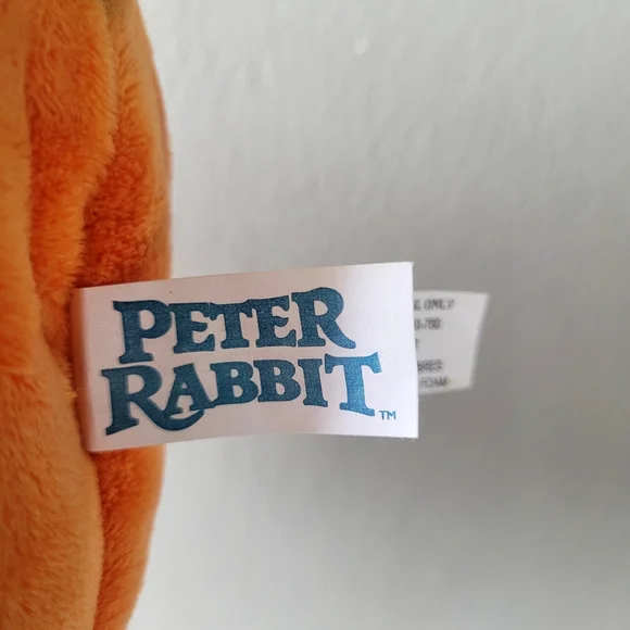 Peter Rabbit Plush - Picture 6 of 7